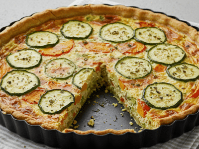 Quiche sans œuf ni gluten aux légumes de saison